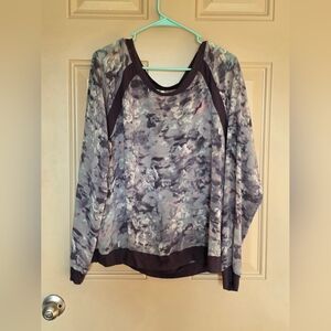 Women's Studio Y XL Long Sleeve Top